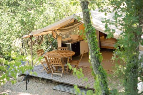 Camping la Grangeonne - Hotel - Esparron-de-Verdon