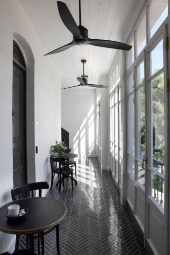 Allegro Neve Tzedek Boutique Suites with nearby shelter - By HOMY - image 3