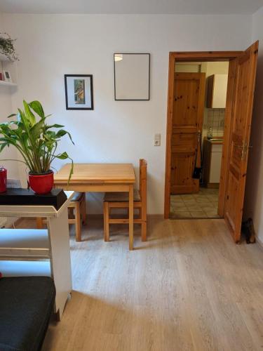Apartment 10, Schwabach