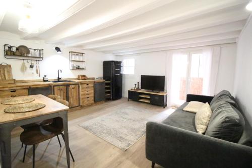 New design apartment in Barcelona center.