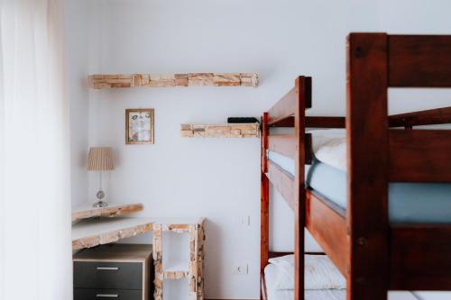 Vibes Surfhouse Room Type - Bunk Bed in Mixed Dormitory Room