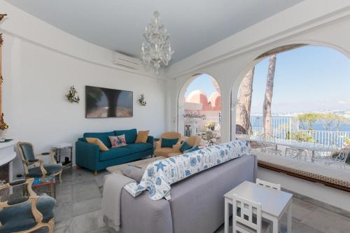 Chateau des Anglais - Five Stars Holiday House near Parc forestier du Mont-Boron