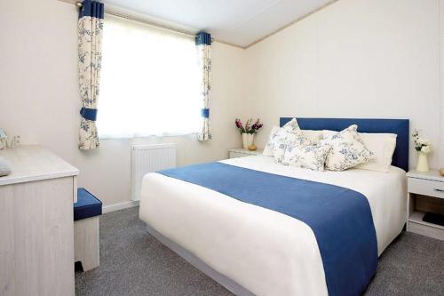 Mersea Island by Away Resorts