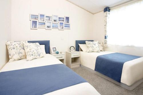 Mersea Island by Away Resorts