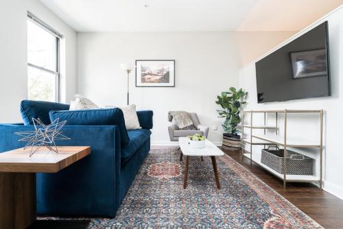 CozySuites MusicRow Astonishing Studio with free parking 07 in Nashville, USA