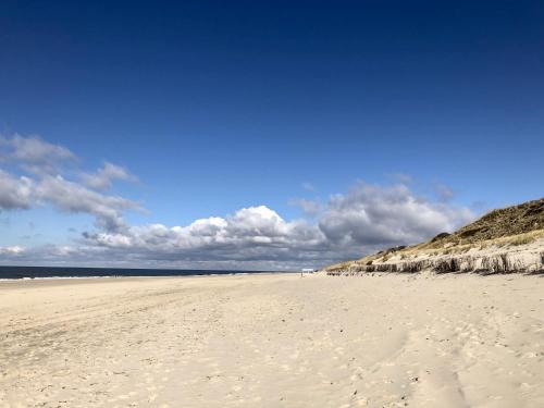Seascape 2 - image 11