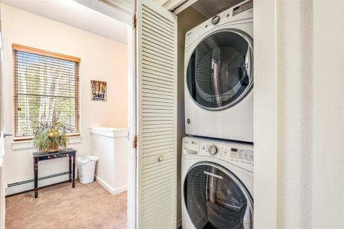 1849_Seasons_Townhomes - image 7