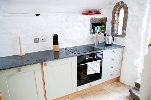 Konyha, Lovely cottage with private garden in Penryn