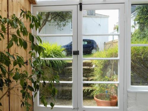 Lovely cottage with private garden in Penryn