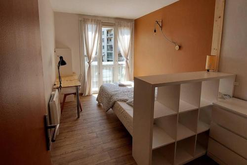 Guestroom, Appartement de 3 chambres proche du metro in Casselardit