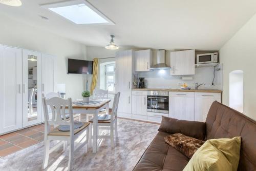 Natur pur! Exklusive Ferienwohnungen in historischer Poststation Bornkrug in Dobbin-Linstow