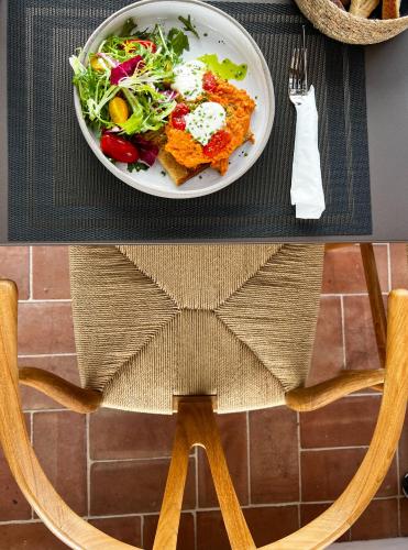 L'Avventura Athens - image 7