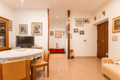 family home, Řím