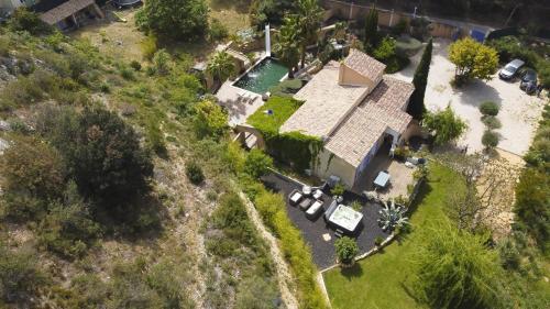 Villa de 5 chambres avec piscine privee jacuzzi et jardin clos a Aubagne