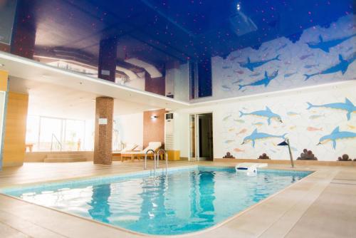 Macaris Suites & Spa - image 2