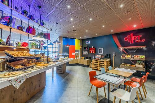 Hotel ibis Porto Gaia - main image