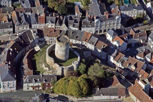 Le Guet du Garde - in the center of medieval town