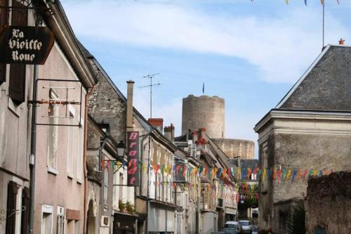 Le Guet du Garde - in the center of medieval town