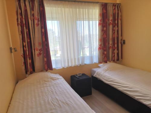 Hotel Aux Beaux Rivages En Gaume - image 13