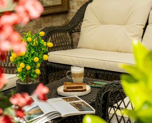 Royan Suites - image 5