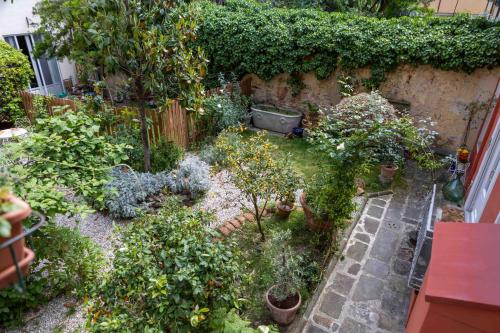Secret Garden Firenze B&B – Florence, IA