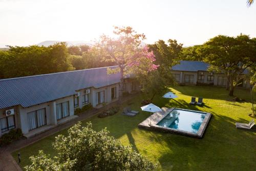 Buitenkant, Hamiltons Lodge and Restaurant Malelane in Kruger National Park