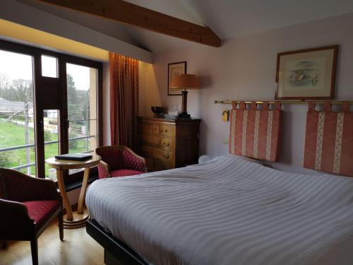 瑟穆瓦河畔高姆-阿登-拉库西尼-玫瑰园酒店