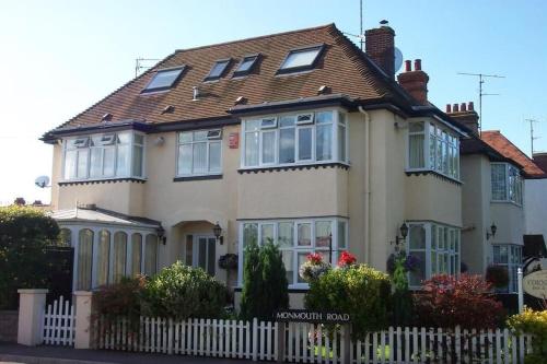 Six-Bedroom House