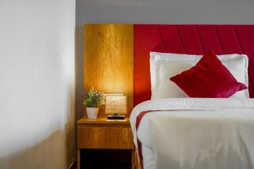 Deluxe Room image 1