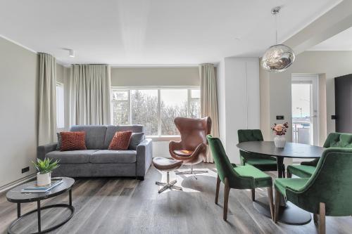 Superior Apartment image 8