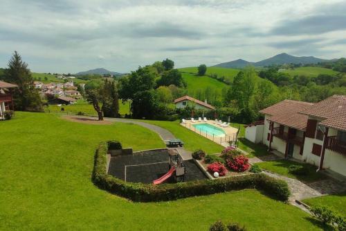 ECHALAR*Résidence de vacances*Piscine*