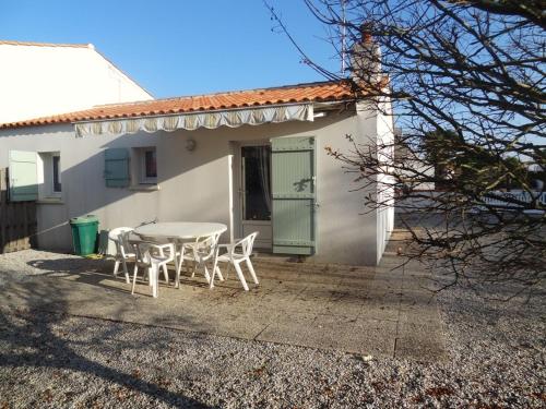 Maison Individuelle Proche Plage, 5 Pers., Terrasse, Wi-Fi, Parking, Calme - FR-1-476-81 - Location saisonnière - L'Aiguillon-la-Presqu'île