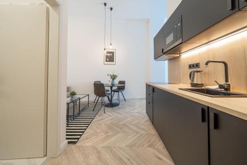K33- Boutique Apartments, Best Location, by BQA 4