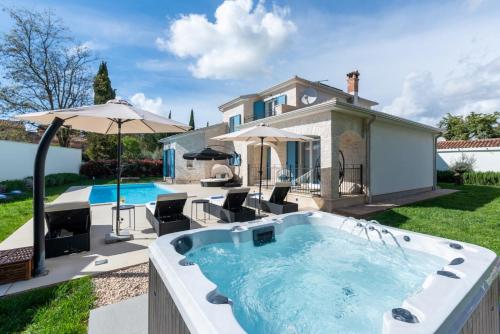 Villa LaDora - Accommodation - Tar
