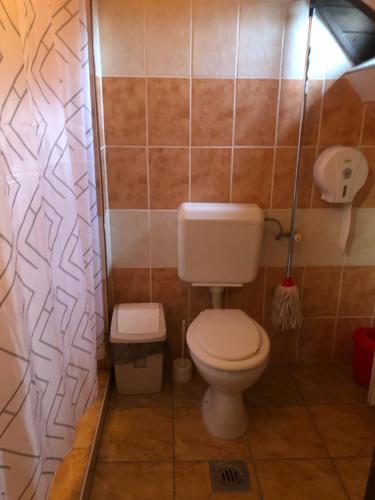  Vakáció Ifjúsági Üdülő in Révfülöp