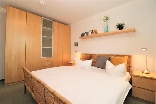 Apartment with Terrace image 10