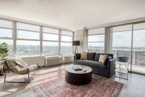 CozySuites 800 Tower 1BR with gym! 10 in Louisville, USA