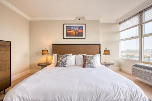 CozySuites 800 Tower 1BR with gym! 16 in Louisville, USA