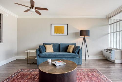 CozySuites 800 Tower 1BR with gym! 13 in Louisville, USA