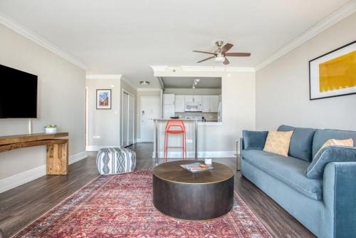 CozySuites 800 Tower 1BR with gym! 13 in Louisville, USA