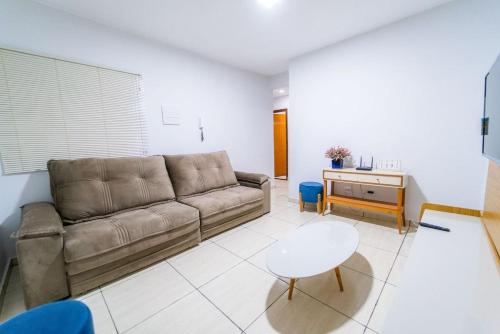 Ap 2Qts Com Suite ,Wi-Fi 500MB , Estacionamento, Elevador, Cozinha Completa , Jr Catito