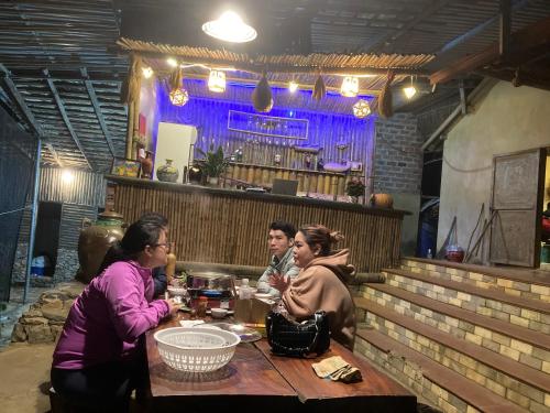 A Duong Local Guide Homestay - 레스토랑