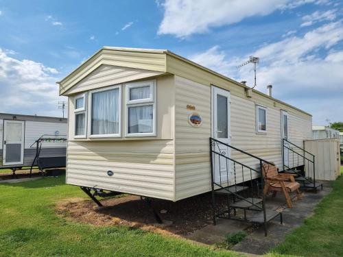 Caravan Holiday home Happy days south 17