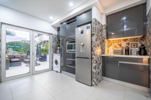 Villa Veneza by HelloVacations in Paderne