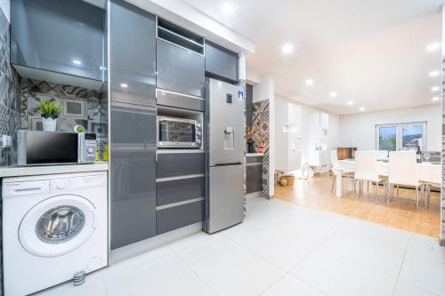 Villa Veneza by HelloVacations in Paderne