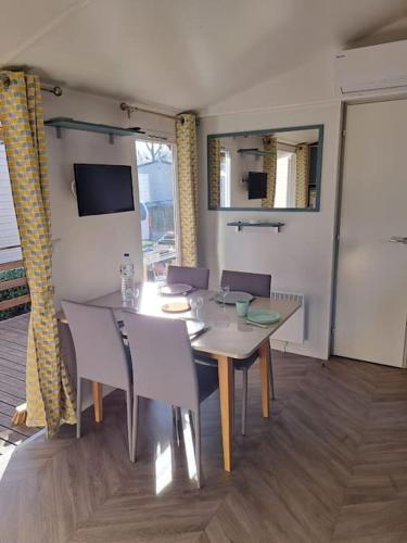 Mobil-home FO 72 à VIAS