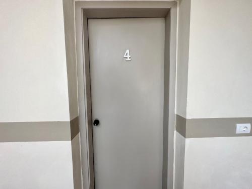 Center Rooms Room Type - Economy Twin Room