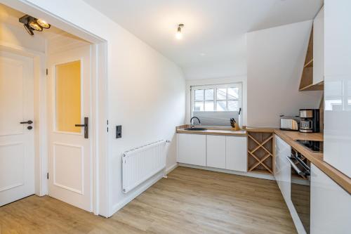 Apartment with Balcony image 10