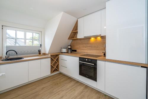 Apartment with Balcony image 9