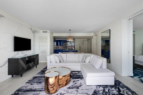 The W Hotel Beachfront Condo Oasis